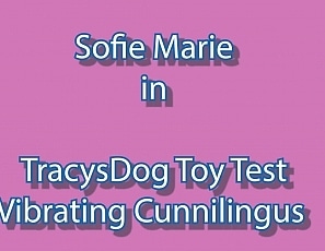 SofieMarieXXX/Vibrating Cunilingus Toy